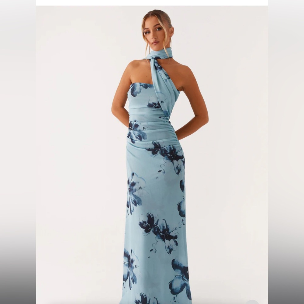 Songbird Maxi Dress - Blue Black Floral × 1